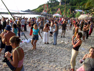 fullmoon_08_May_2001_Pic30