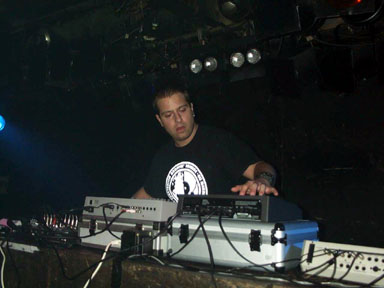 SpaceLabYellow_30_Maerz_2001_Pic_17