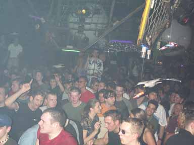 Connexion_26_Feb_2001_Pic_11