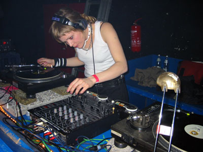 LiquidroomTokyo_31Dez2004_Pic02
