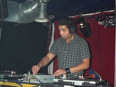 Lagerhaus_17_Nov_2000_Pic_01