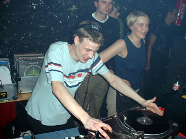 SpacePlace_20APR2002_Pic23