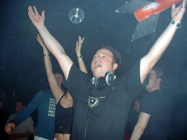 ScorpionSession_19JAN2002_Pic02