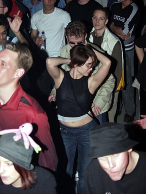 TimeWarp13_06APR2002_Pic_057